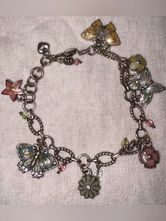 🦋 BRIGHTON Silver, Butterfly, & Flower Charm Bracelet! - Picture 2 of 2